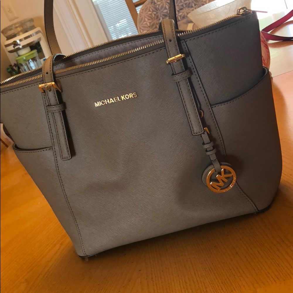 Michael Kors Jetsetter Tote